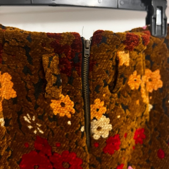 FINAL PRICE Urban Outfitters Kimchi Blue Tapestry Skirt - Picture 5 of 10